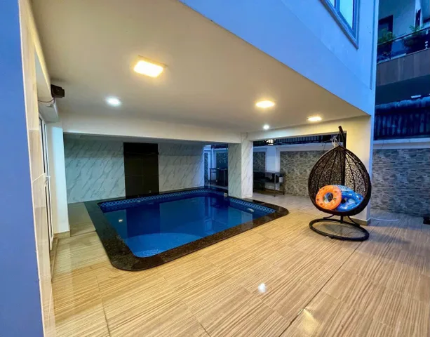 🔥 CẦN BÁN CĂN BIỆT THỰ  KHU ĐÔ THỊ PHƯỚC LONG A -  CÓ HỒ BƠI🔥
❇️ DT: 162m2. ( 9 x 18)
Đông Nam thoáng mát 

👉 Đang cho khách Nga thuê 40tr/tháng.
2 tháng nhận 1 lần. (Kỳ nhận tiền sắp tới là 20/2/2026)
❇️ Giá bán 17,tỷ
Pháp lý : Hdmb nhà đã hoàn cô