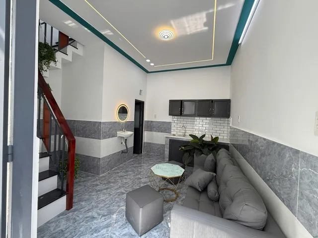 nhà mới xây nguyên căn 3350tr bao sang tên công chứng