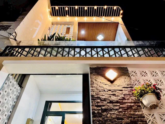Bán nhà 1 trệt 1 lầu sổ riêng đường Phạm Văn Đồng, Phường 11, Bình Thạnh, 43,6m2, 3tỷ550tr