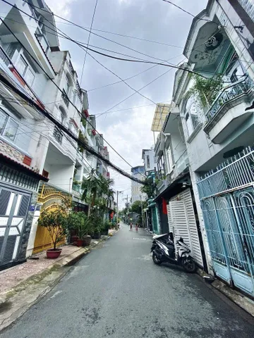 NHÀ ĐƯỜNG 7M XE HƠI – LÝ THÁI TỔ – CHỢ LÝ THÁI TỔ – 101M² – CHỈ 16.5 TỶ