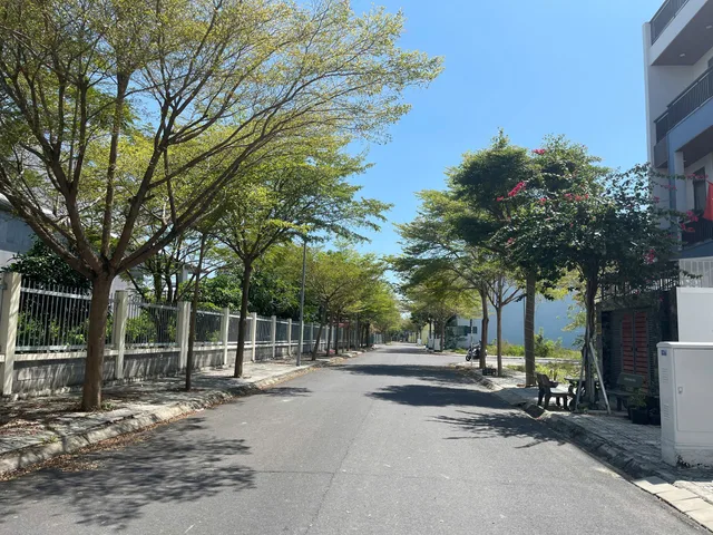 Bán đất 100m² full thổ cư ngang 5m giá 10.07 tỷ tại Phường Nam Nha Trang