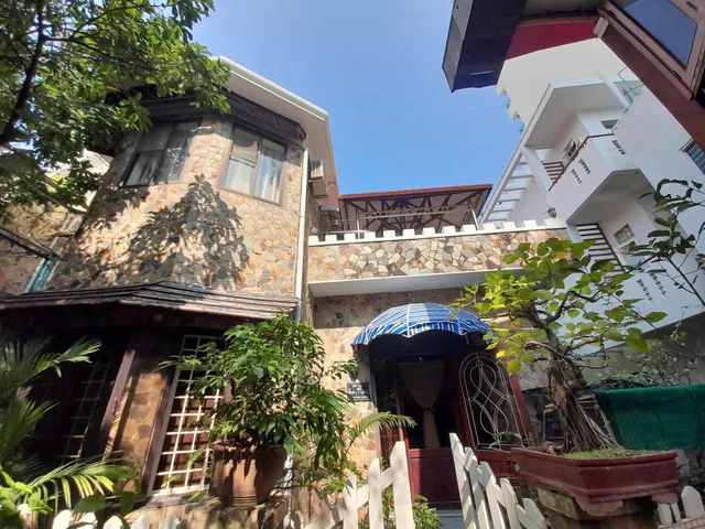 Bán nhà mặt tiền đường Tô Hiến Thành chiều ngang 24 mét – Tân Lập, Nha Trang.
 • Mặt tiền Tô Hiến Thành và hẻm Bạch Đằng
 • Diện tích đất: 873,6 m2