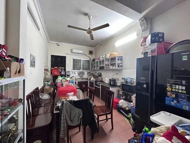 Bán nhà 61m² full thổ cư ngang 4m giá 20 tỷ tại Đường Trường Chinh Phường Kim Liên