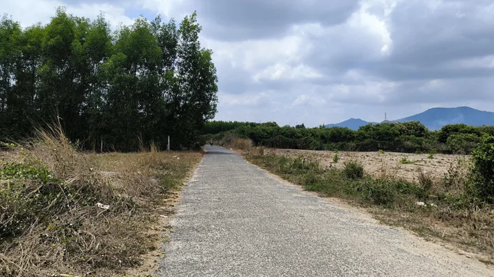 Bán 125m2 (5mx25m/100tc) trung tâm xã Tóc Tiên