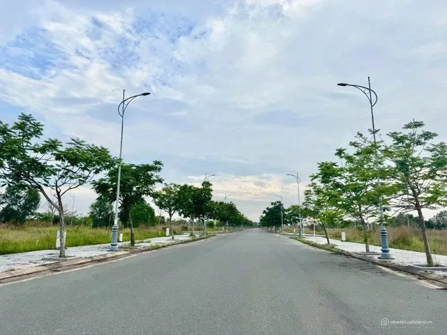 BÁN ĐẤT NGAY KHU HÀNH CHÍNH MỚI Q9, GẦN VINHOMES