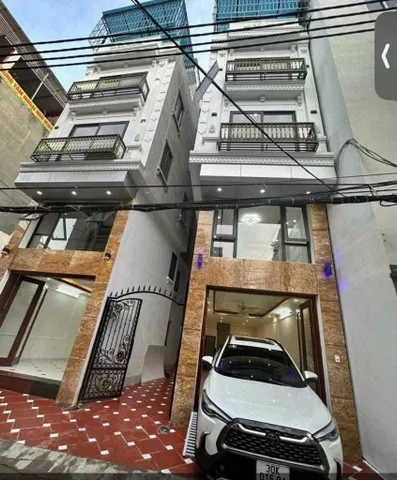 🏡 Bán Nhà Cổ Nhuế 43m² x 6T Thang Máy – Lô Góc Ô Tô Tránh – Kinh Doanh – Giá Giảm Còn 11.6 Tỷ