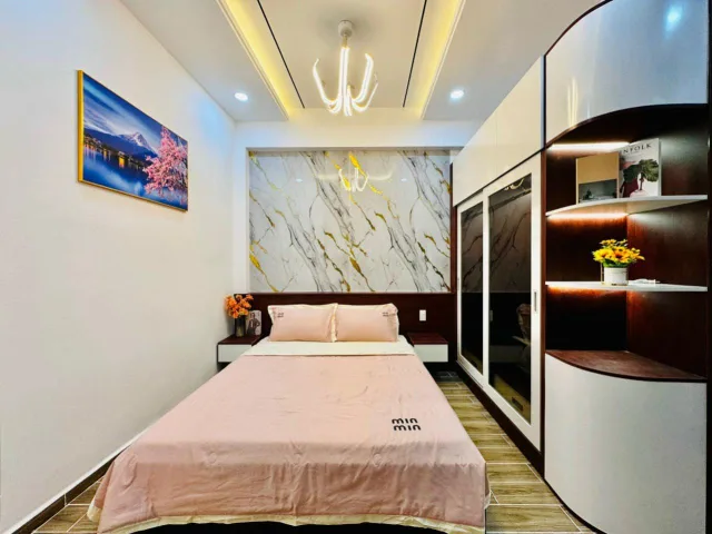 NHÀ NGANG 5M ĐƯỜNG NGUYỄN CỬU VÂN - BÌNH THẠNH- SHR