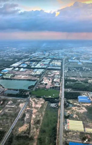 BÁN ĐẤT TRONG KCN ĐỨC HÒA TIẾP NHẬN DỆT NHUỘM, XI MẠ, BANK HÔ TRỢ 70%