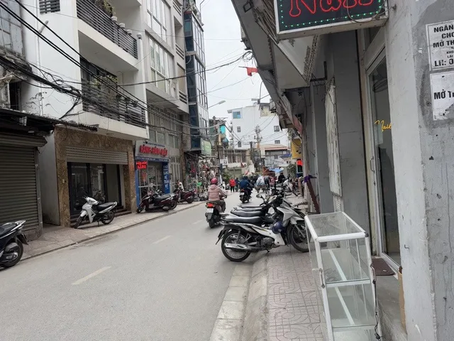 Khâm Thiên, 41m x 3tầng ôtô đỗ cửa an sinh tốt
