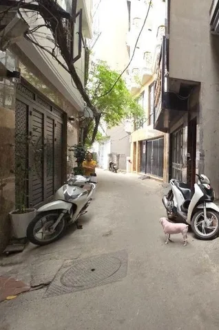 Nguyễn lương Bằng, 33m x 3 tầng dân xây, đủ công năng, thoáng sáng, gần hồ điều hòa Đắc di, ăn sinh tốt
