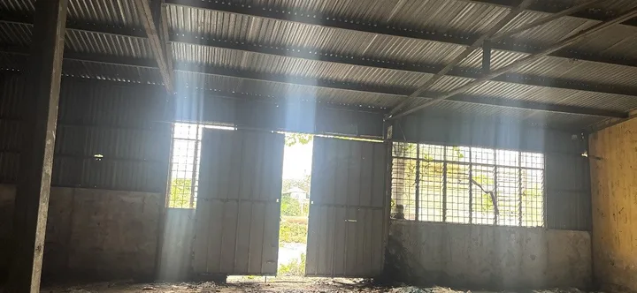 Cho thuê kho xưởng 1 kho 400m2 1 kho 300m2