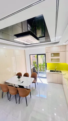 Nhà đẹp 5 tầng xây mới,sát BV Bình Tân,HXT nhựa, ôtô ngủ trong nhà,chỉ hơn 7tỉ, tặng full nội thất cao cấp!