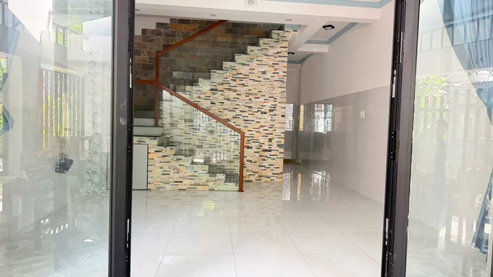 BÁN NHÀ ĐẸP PHONG BẮC 9 – GẦN SÔNG, MÁT MẺ QUANH NĂM