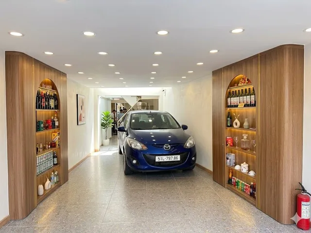 Bán nhà 63m² full thổ cư ngang 5.3m giá 10.9 tỷ tại Đường Phan Văn Trị Phường Bình Lợi Trung