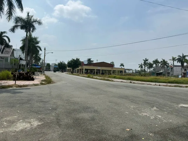 Bán đất 133m² full thổ cư ngang 8m giá 2.5 tỷ tại Xã Đức Hòa
