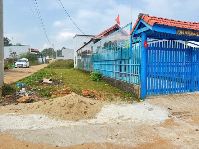 BÁN ĐÂT HIM LAM - GÓC 2MT SIÊU ĐẸP , MẶT HƯỚNG THUỶ