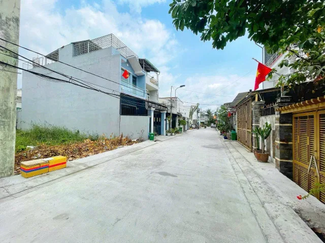 Bán đất 179m² full thổ cư ngang 8m giá 8.8 tỷ tại Đường Huyện Nhà Bè Xã Nhà Bè