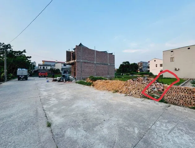 Bán đất đấu giá x5 Lương Quy Thư Lâm 118m2 full thổ cư đường bìa làng 8m thông đẹp