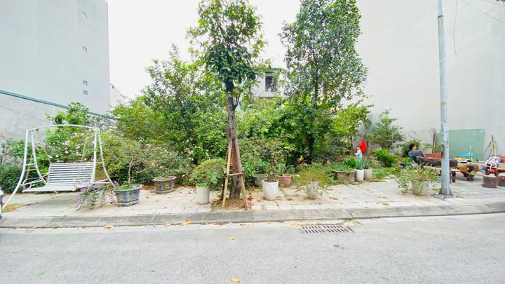 Bán đất đấu giá Hà Hương 92m2 mt5m đường nhựa hè thông kinh doanh tốt