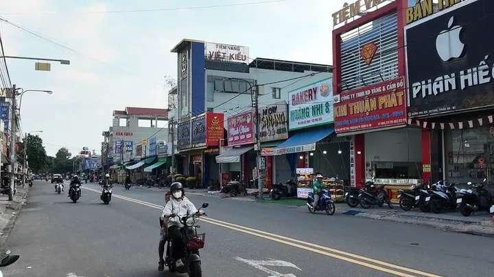 🔥 HÀNG ĐẦU TƯ SIÊU ĐẸP – 2 CĂN MẶT TIỀN ĐƯỜNG DA6- kdc Vietsing-Thuận An- Bình Dương 🔥