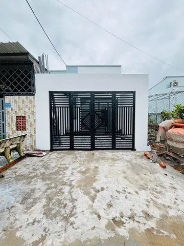 Nhà trệt , 112 m2 full thổ cư