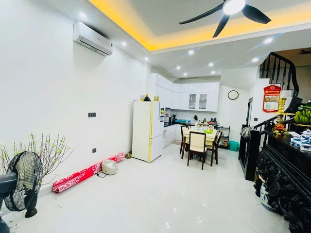 🏡 BÁN NHÀ YÊN HÒA – CẦU GIẤY | NHÀ MỚI 5 TẦNG | Ở LUÔN | GIẢM SÂU 700 TRIỆU 🔥 8,49 tỷ
