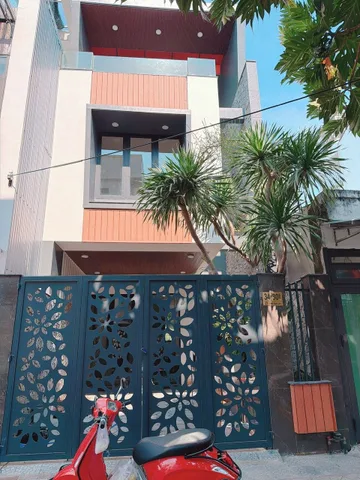 Bán nhà mặt tiền Thi Sách, Hải Châu - DT 86m2 ( ngang 5m ) - Giá 11 tỉ