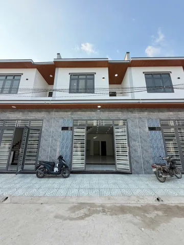 BÁN NHÀ 1 TRỆT 1 LẦU MỚI HOÀN THIỆN CHỈ 1 TỶ 990