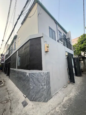 Nhà lô góc 3,5x8m Đông Hưng Thuận 12 gần cầu Chợ Cầu, có 2PN 2WC. Giá 1,58 tỷ (TL)