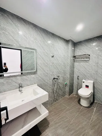 Bán nhà 31m² full thổ cư ngang 3.6m giá 6.65 tỷ tại Đường Nguyễn Văn Linh Phường Long Biên
