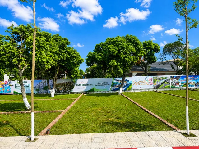 bán lô đất ngay cổng trường tổ hợp ĐHQG Hà Nội Hoà Lạc