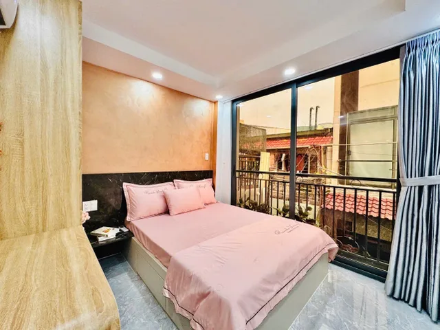 Bán nhà 4 tầng khu bàn cờ Phan Đăng Lưu HXH Sát Quận 1 đầy đủ nội thất. Gía 10 tỷ 699