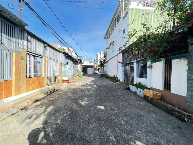 Bán nhà 96m² full thổ cư ngang 4.9m giá 4.09 tỷ tại Phường Tân Lập