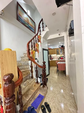 Bán nhà 30m² full thổ cư ngang 3m giá 9.9 tỷ tại Phường Tương Mai