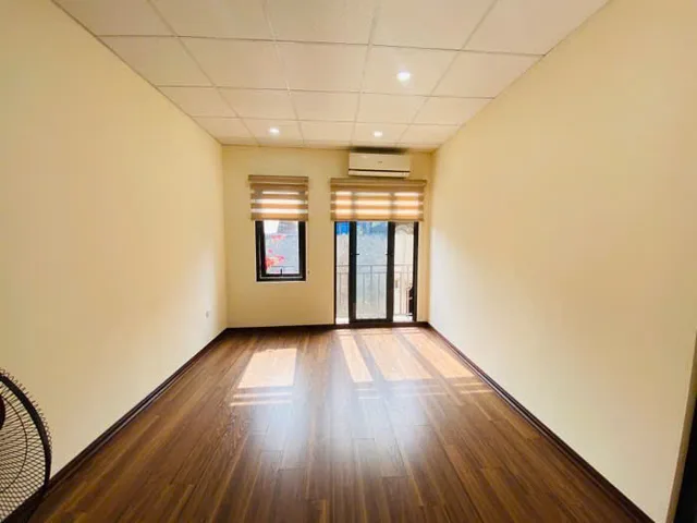 Bán nhà Thái Hà Đống Đa – 4.5 tầng, 3 phòng ngủ, full nội thất, ngõ nông xe máy tránh – giá 5.8 tỷ