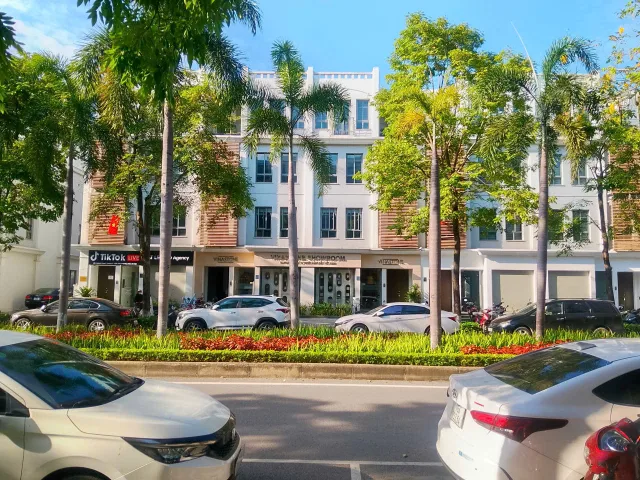 Cực hiếm! Phân lô liền kề The Manor Park Nguyễn Xiển giá rẻ hơn trên các sàn bất động sản tận 5 tỷ căn.