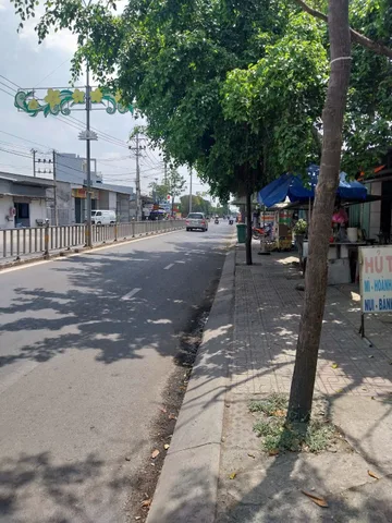 Chủ Cần cho thuê nhà mặt tiền tại xã Tân Lân huyện Cần Đước. Diện tích 309m2 giá 15tr/tháng