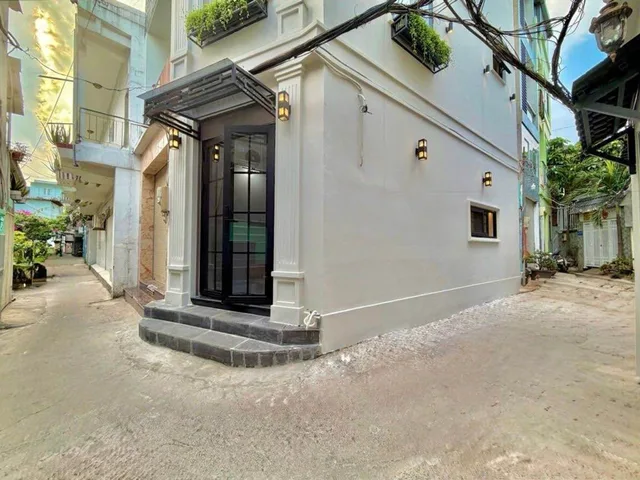 Bán Nhà Phạm Văn Đồng ( Đại lộ ) - nhà mới 4 tầng 25m2 chỉ hơn 4ty