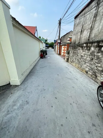 bán 115 m kiền Bái , tiện ích xung quanh đầy đủ . L/h;076.231.9990 em Thúy