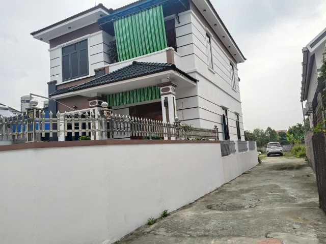 Bên em ra hàng 4 lô Fo sẵn bìa tại Hợp Thành Thuỷ Nguyên .l/h:076.231.9990 em Thúy 
Ngõ ô tô 7 chỗ vào tận đất quay đầu 
Không lỗi lầm 
Cách trục đường thôn chỉ 30 m 
Cách trường chợ 150 m 
Giá êm du chỉ 5xx triệu và 6xx triệu