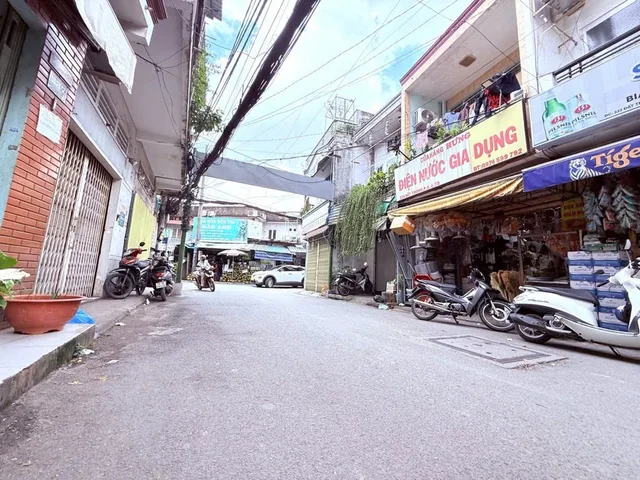 NHÀ ĐẸP LẠC LONG QUÂN – NGANG 6M – GARA XE HƠI – KHU PHÂN LÔ BÀN CỜ – CHỈ 12.3 TỶ