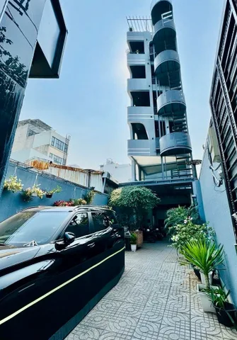 Bán nhà 170m²  5.3×32m²  giá 21 tỷ Phường Bình Hưng Hòa