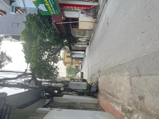 Bán đất 75m² có sẵn 70m² thổ cư ngang 4.2m giá 13.5 tỷ tại Đường Bát Khối Phường Long Biên
