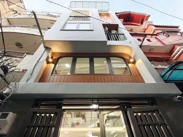 📢  Nhà đường HOÀNG VĂN THỤ sát mặt tiền , hẻm 4m gần Công Viên & Sân Bay , thuận tiện di chuyển các Quận trung tâm , tiện ích bao quanh .