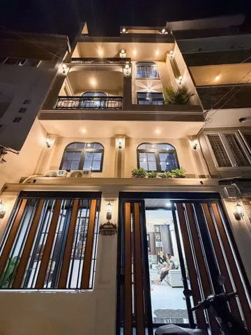 Chủ cần bán nhà để định cư gần MT Nhiêu Tứ, P.7, Phú Nhuận – 65m2 giá 2tỷ840r. Sổ chủ giữ.