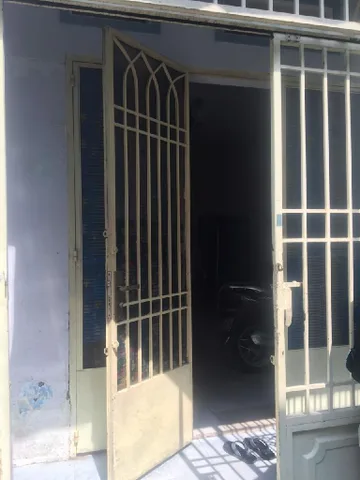 Bán nhà C4 có 2PN ─ gần mặt tiền ĐÔNG HƯNG THUẬN 42 ─ 66M2 (4x16) ─ Vuông đẹp