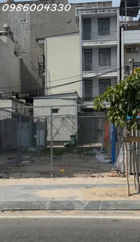 Chính chủ cần bán lô đất siêu đẹp Phố Trần Quốc Hoàn, P. Tân Bình, DT 56,3m - ngang 4,5m, giá đầu tư.