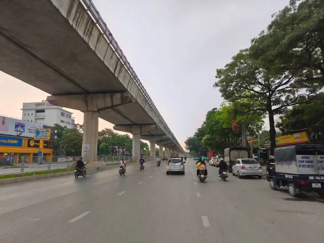 🚨 Hàng hiếm khó tìm tại Cầu Diễn !
🏡 50m² đất phân lô – MT 5.7m đẹp hiếm