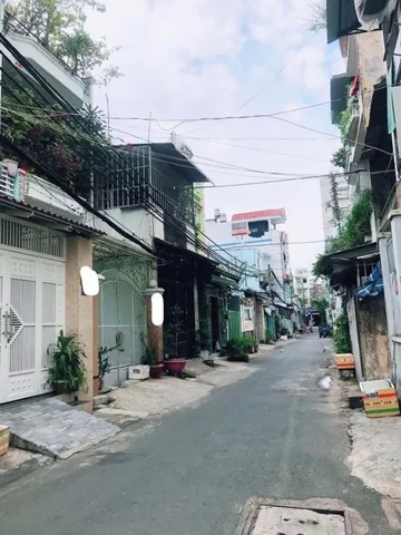Bán nhà 140m²  4×35m² giá 15.7 tỷ tại Phường Phú Thạnh