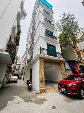 🏢 Bán Tòa Nhà 7 Tầng Thang Máy Phạm Văn Đồng – 63m², MT 15m, 3 Mặt Ô Tô Tránh, Gara 2 Ô Tô, Full Nội Thất Cao Cấp, Giá 32.5 Tỷ – Cầu Giấy